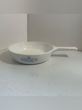 Vintage Corning Ware 6.5 inch skillet cornflower blue P-83-B ovenproof pan